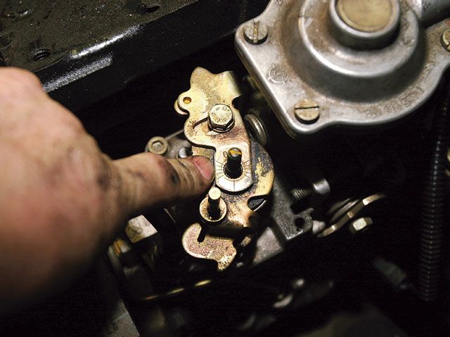 6 2 gm dieselinjector pump fuel return lines